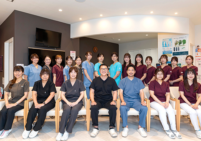 医師、看護師、スタッフ