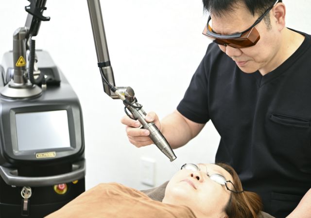 ハリウッドスペクトラ治療風景